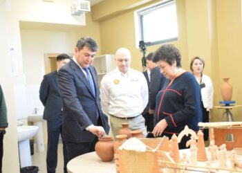 ТҮРКІСТАН ҚАЛАСЫНДА КҮН СӘУЛЕСІНЕН ЭНЕРГИЯ АЛАТЫН СТАНЦИЯ АШЫЛДЫ