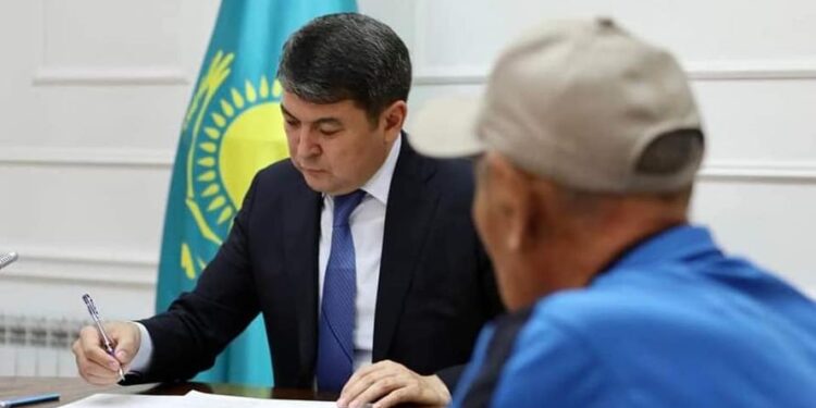 ҚАЛА ӘКІМІНІҢ КЕЗЕКТҢ ЖЕКЕ ҚАБЫЛДАУЫ ӨТТІ