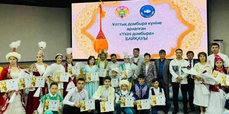 ТҮРКІСТАНДА ЭТНОС ӨКІЛДЕРІ АРАСЫНДА АЛҒАШ РЕТ «ҮКІЛІ ДОМБЫРА» БАЙҚАУЫ ӨТТІ