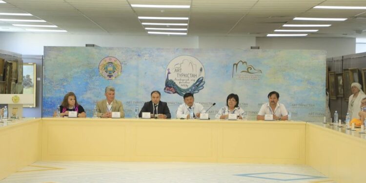 ХАЛЫҚАРАЛЫҚ САРАПШЫЛАР ҚАТЫСҚАН «ART TURKISTAN» ӨНЕР ФЕСТИВАЛІ ҚОРЫТЫНДЫЛАНДЫ