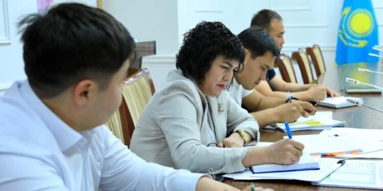КЕЗЕКТІ ЛЕЗДЕМЕЛІК МӘЖІЛІС ӨТТІ