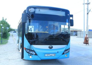 СЫЙЫМДЫЛЫҒЫ ЖОҒАРЫ АВТОБУСТАР ҚАТАРЫ АРТТЫ