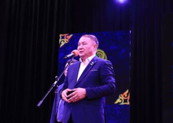 ТҮРКІСТАНДЫҚ СПОРТШЫЛАР ҚҰРМЕТКЕ БӨЛЕНДІ