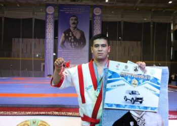 ТҮРКІСТАНДЫҚ ҚАЙСАР ШАМШИДИНОВ ҚАЗАҚ КҮРЕСІНЕН ҚАЖЫМҰҚАН МҰҢАЙТПАСОВ ТУРНИРІНІҢ «ТҮЙЕ БАЛУАНЫ» АТАНДЫ