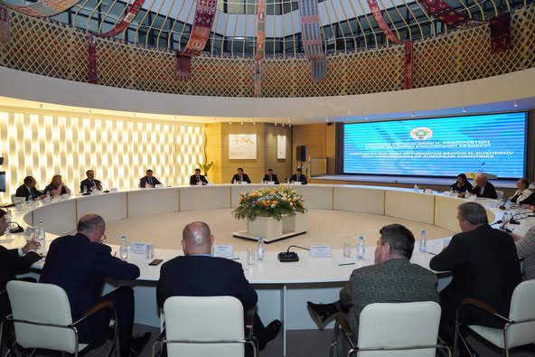 ТҮРКІСТАН ОБЛЫСЫНЫҢ ӘКІМІ ЕУРОПА ЕЛДЕРІНІҢ 20-ҒА ЖУЫҚ ЕЛШІСІМЕН КЕЗДЕСТІ