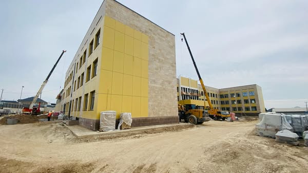 САЙРАМ АУДАНЫНДА 600 ОРЫНДЫҚ ЖАЙЛЫ МЕКТЕПТІҢ ҚҰРЫЛЫСЫ ҚАРҚЫНДЫ ЖҮРГІЗІЛУДЕ
