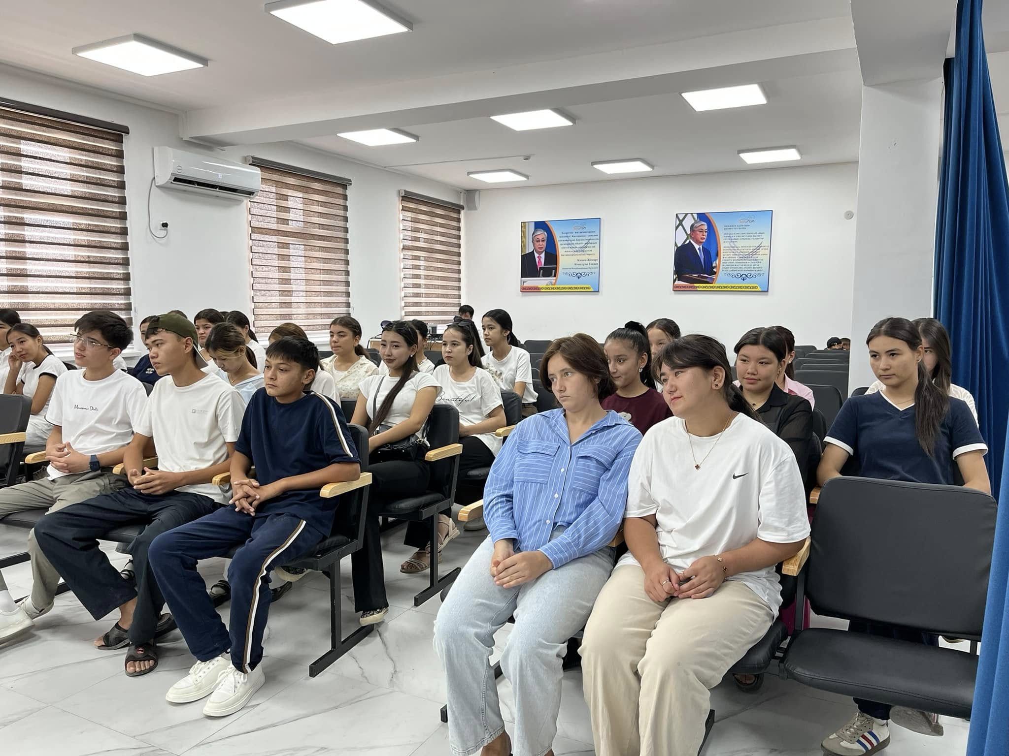 САУРАН: «БІРЛІК ПЕН БЕЙБІТШІЛІК – ҰЛТАРАЛЫҚ ТАТУЛЫҚТЫҢ КЕПІЛІ» ТАҚЫРЫБЫНДА КЕЗДЕСУ ӨТТІ